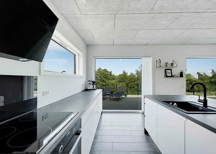 Modern On Adventurous Bornholm * Allinge-Sandvig